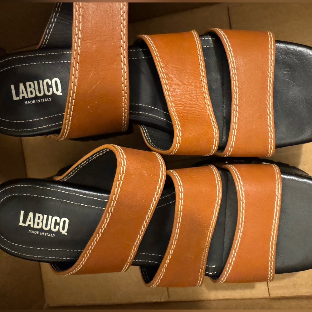 Labucq Slog Tan (39) - Like new, sample size shoe - Picture 14 of 14